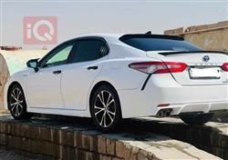 تۆیۆتا کامری